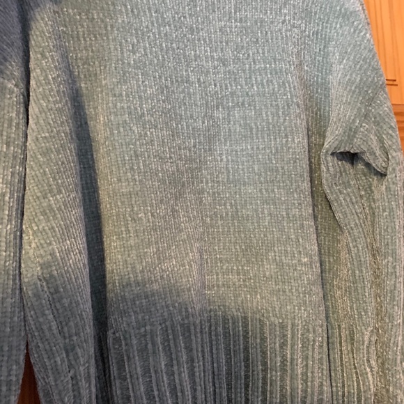 Sweater - Picture 3 of 3